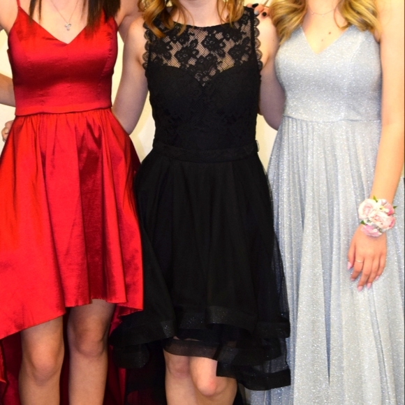 Black prom dress & sheer shoulder scarf/shawl - Picture 6 of 7